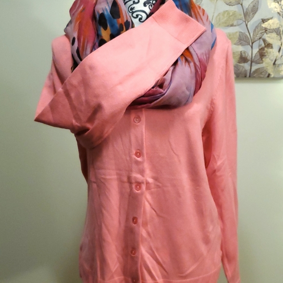 Pink Button Down - Picture 9 of 10
